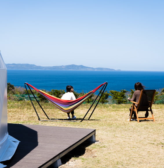 Time to unwind by the coast